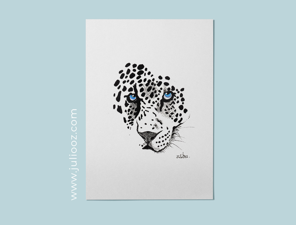 Illustration léopard des neiges noir et blanc avec yeux bleus – Juliooz